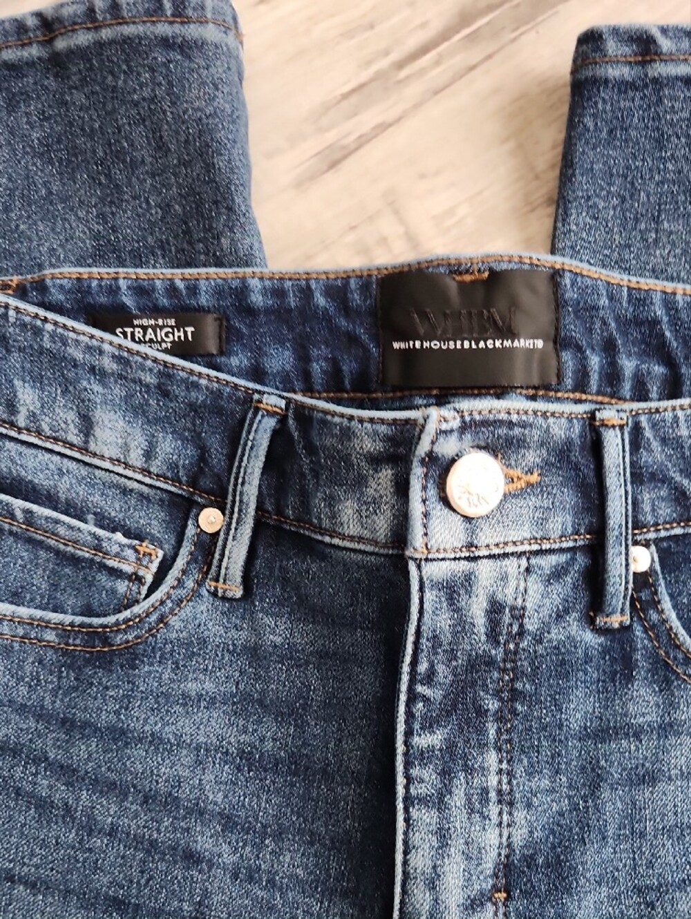 White House Black Market High-Rise Straight Sculpt Dark Blue Jeans - Picture 3 of 12